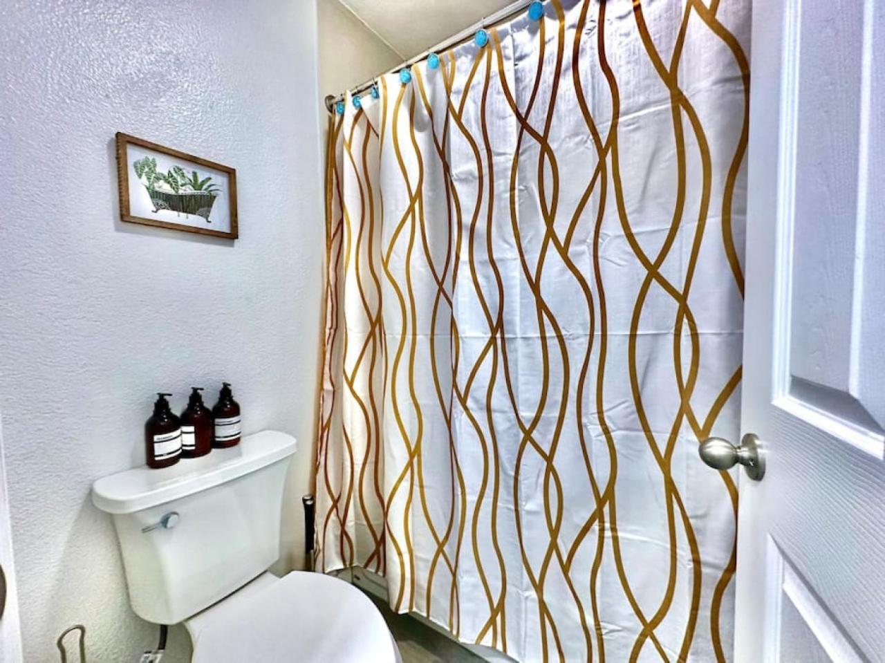 First Floor Gated, Central And Remodeled Apartment Sacramento Dış mekan fotoğraf